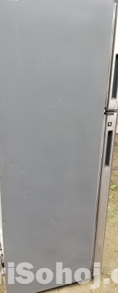 Argent Whirlpool refrigerator sell